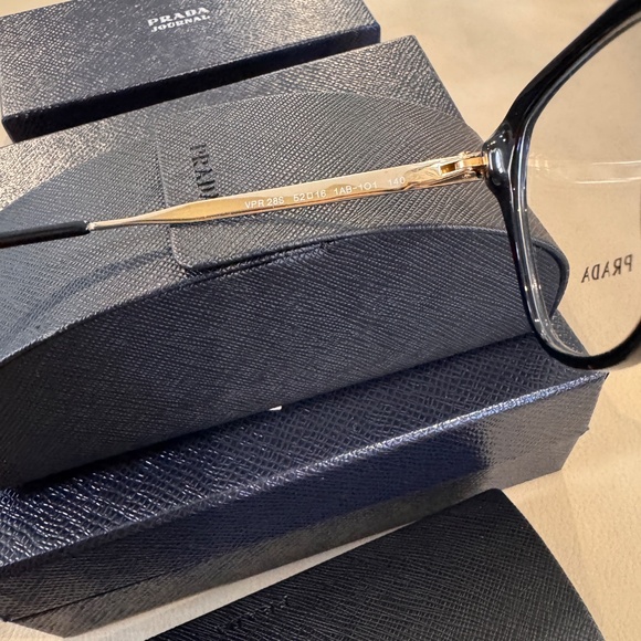 Prada eyeglasses VPR28S - Picture 3 of 4